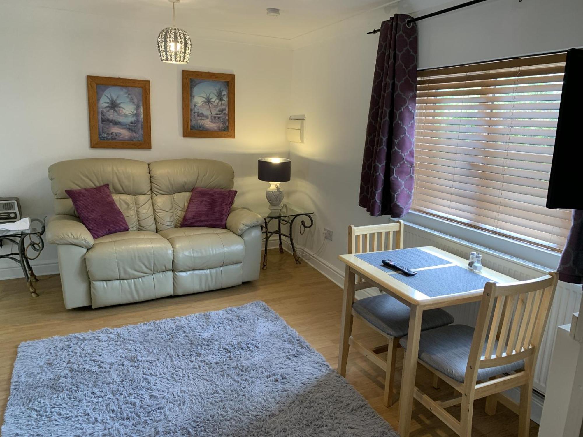 Woodpaddock Bed & Breakfast March Room photo